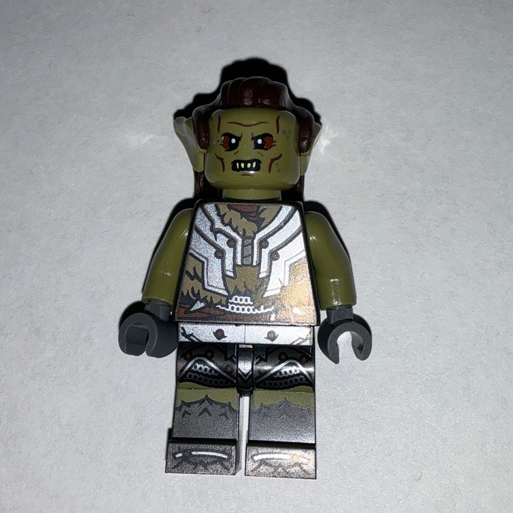 Lego Orc Dark Brown Hair The Hobbit and The Lord of the Rings Minifigure
